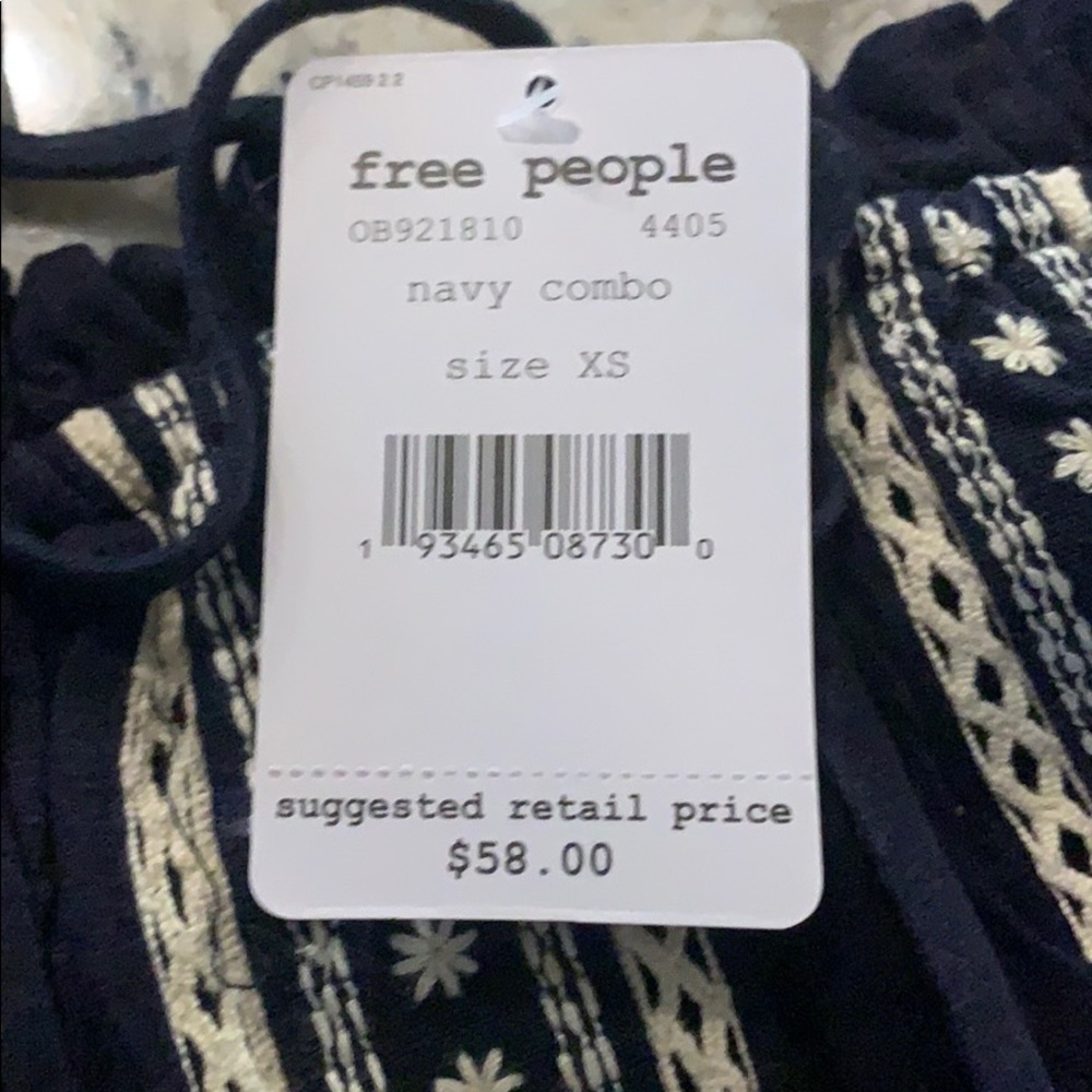 XS NWT Free People Hill Top Crop Embroidered Navy - Picture 10 of 11